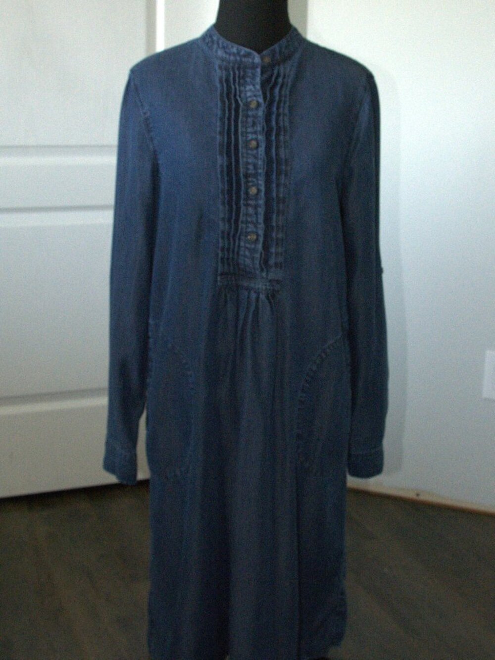 Land's End Denim Shirtdress Long Sleeve Pleated on the front size 10
